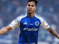 Cruzeiro no topo: liderança, artilharia e visão de jogo redefinem o Brasileirão