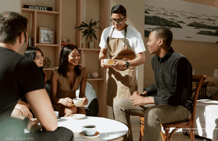 O Gesto que revela: Quando ajudar o garçom vai além da gentileza